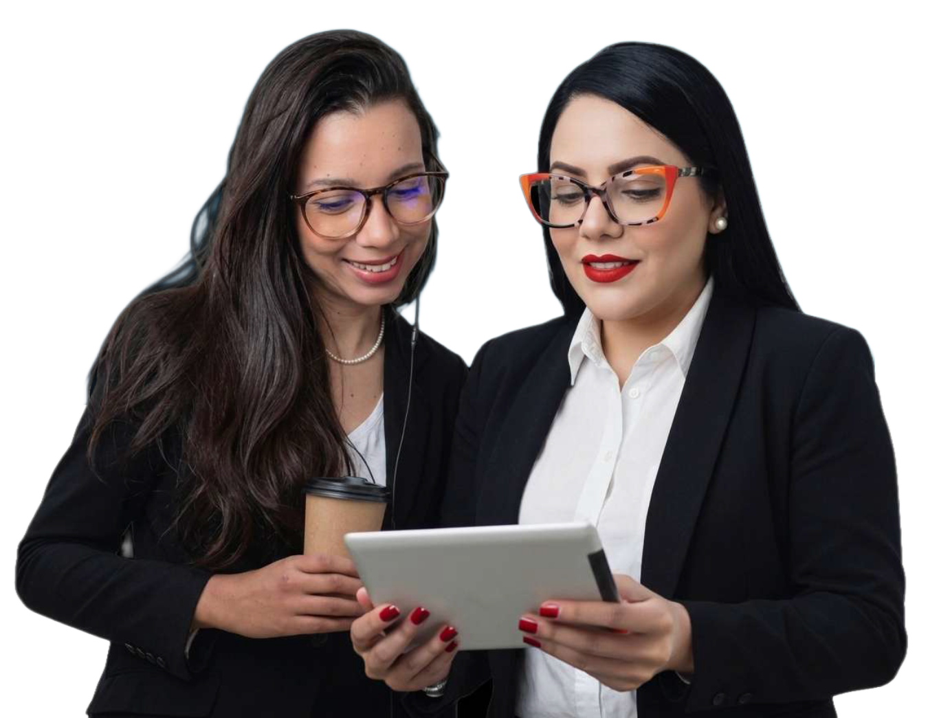 Fundadoras de Visionarios Academy trabajando en equipo